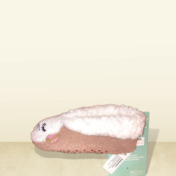 🆕NWT🎁Kids Fuzzy Kitty Slippers - Picture 5 of 15